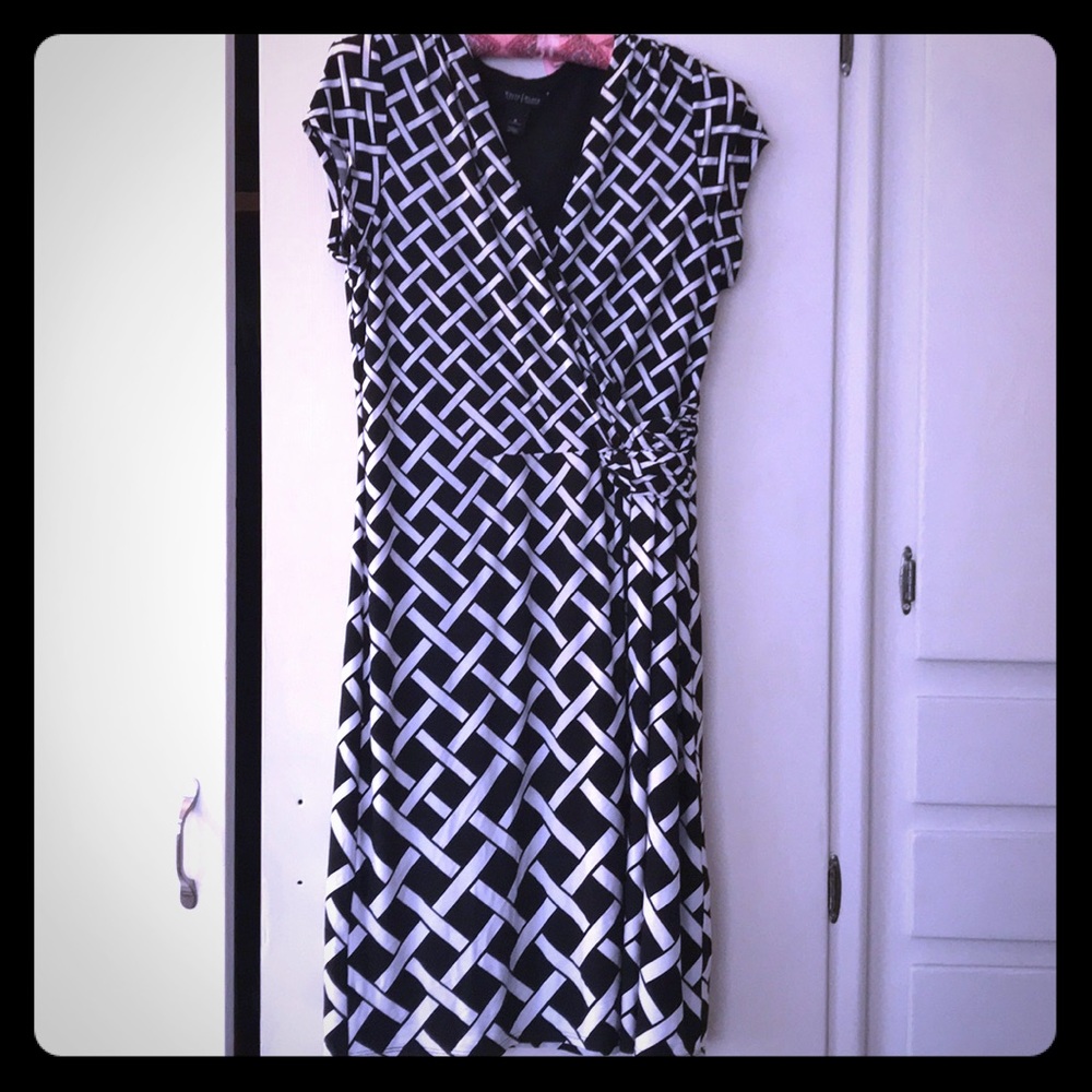 White House Black Market dress with wrap detail